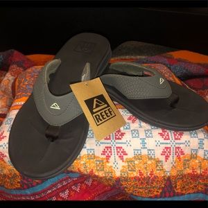 REEF sandals size 9